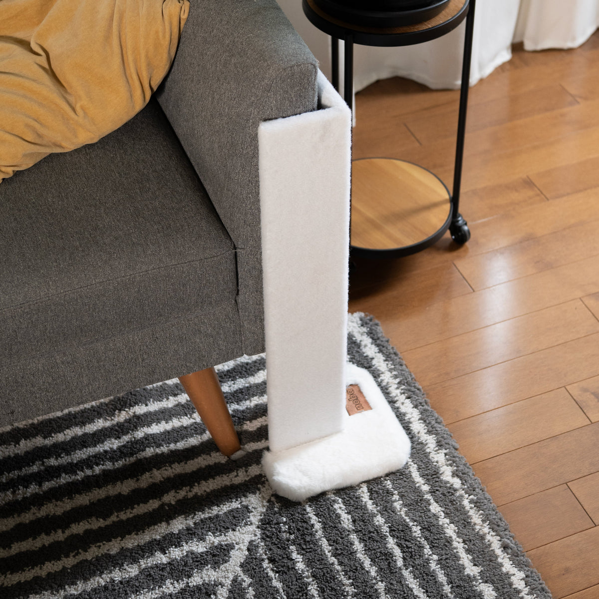 23-Inch Corner Cat Scratcher & Furniture Protector